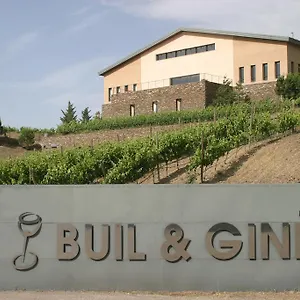 Buil & Gine Wine Отель